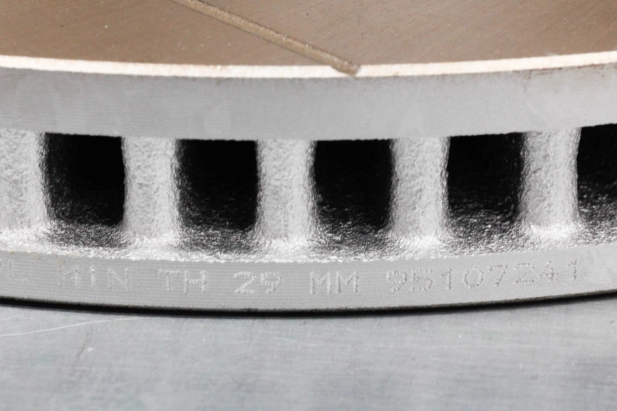 Тормозные диски Dixcel FS 3119347S 354x32 Toyota Land Cruiser 200 2015+/Tundra/Scion Lexus LX570 передние фото 6